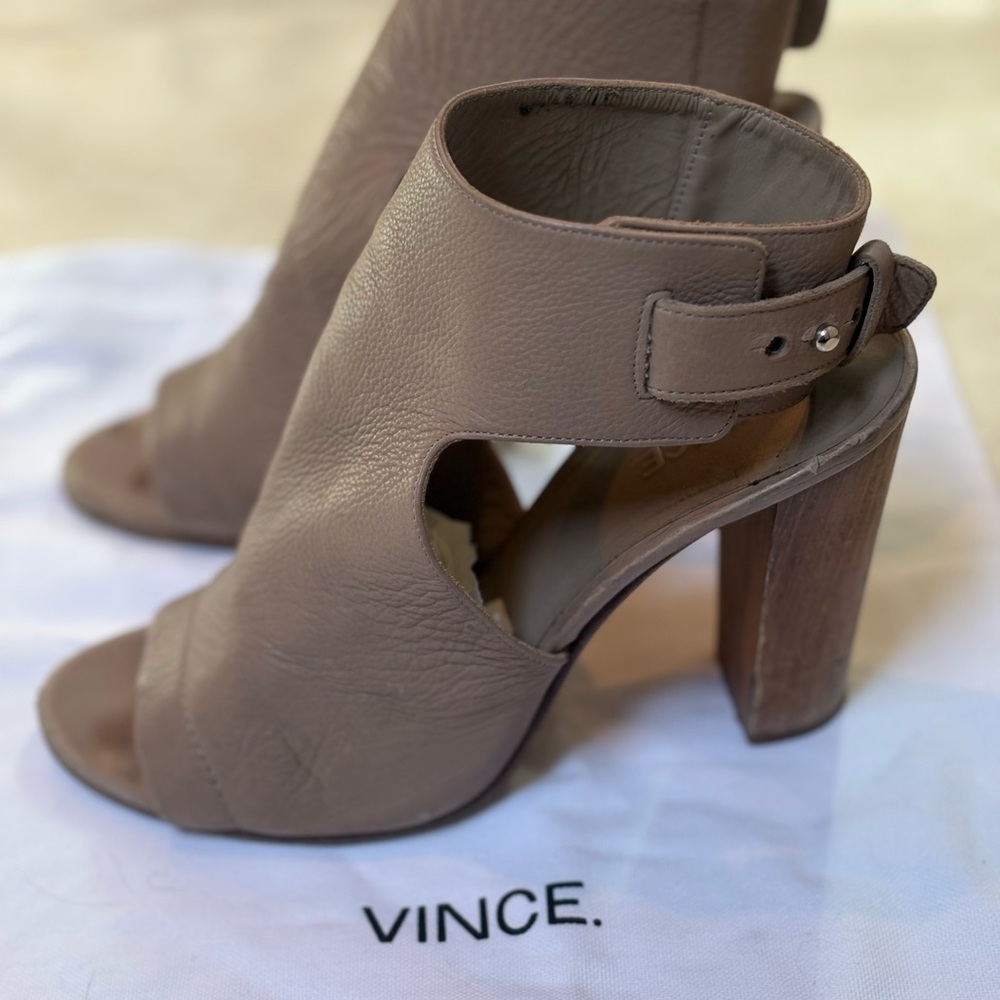 Vince Addie open toe ankle strap block heel